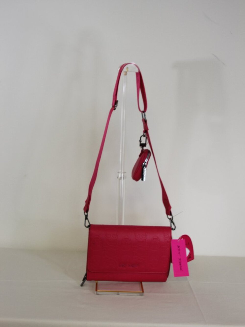 NWT Betsey Johnson XO Marlo Skull Crossbody Wallet Bag Pink Heart Eyes Goth Y2K